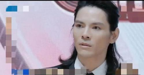 为吃瓜进娱乐圈,她意外踏入娱乐圈，开启璀璨星途  第2张