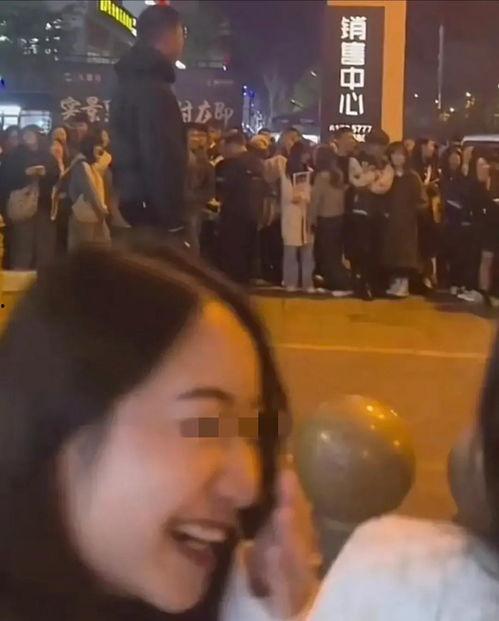 为爱冲锋朋友爆料视频,一场网络爆料的情感风暴  第2张